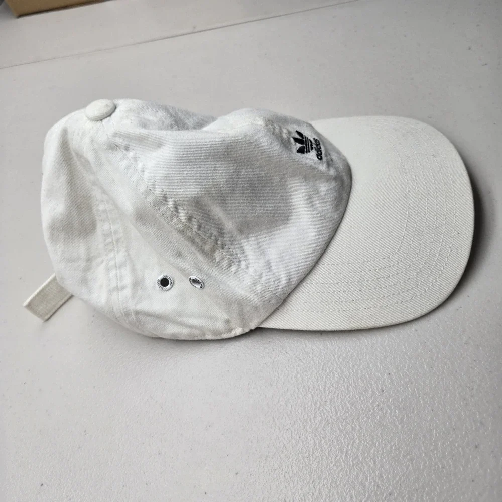 Adidas Women Baseball Cap ONE SIZE White Curved Buckle